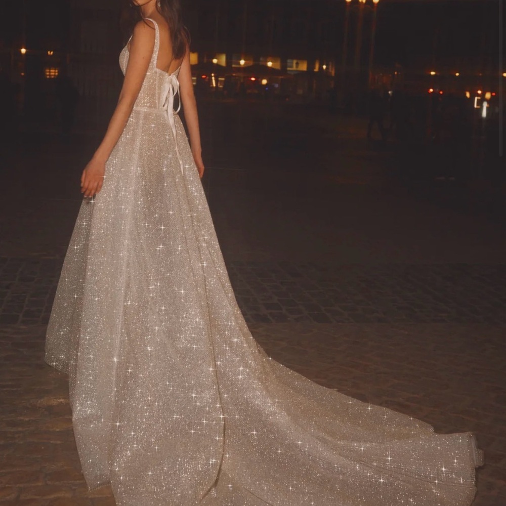Galia Lahav GIGI Crystal Wedding Gown, Size 40, Sample New With Tags, UNWORN - Picture 2 of 9